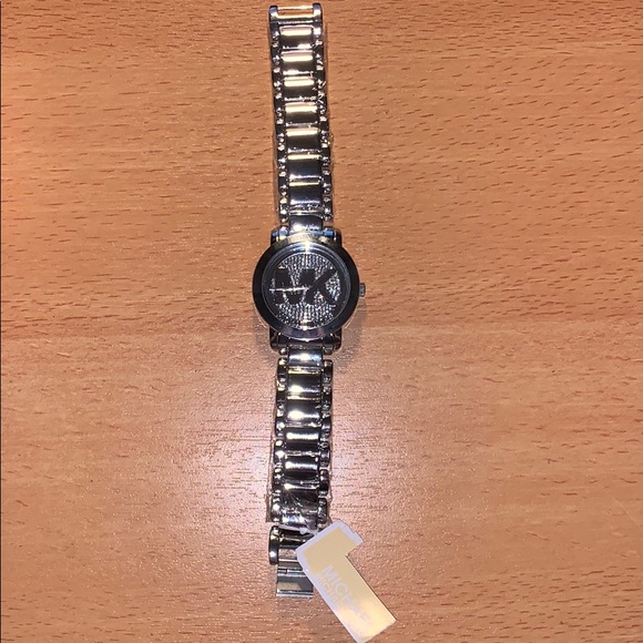 NIB MICHAEL Michael Kors Steel Unisex Runway Watch. - Picture 6 of 7